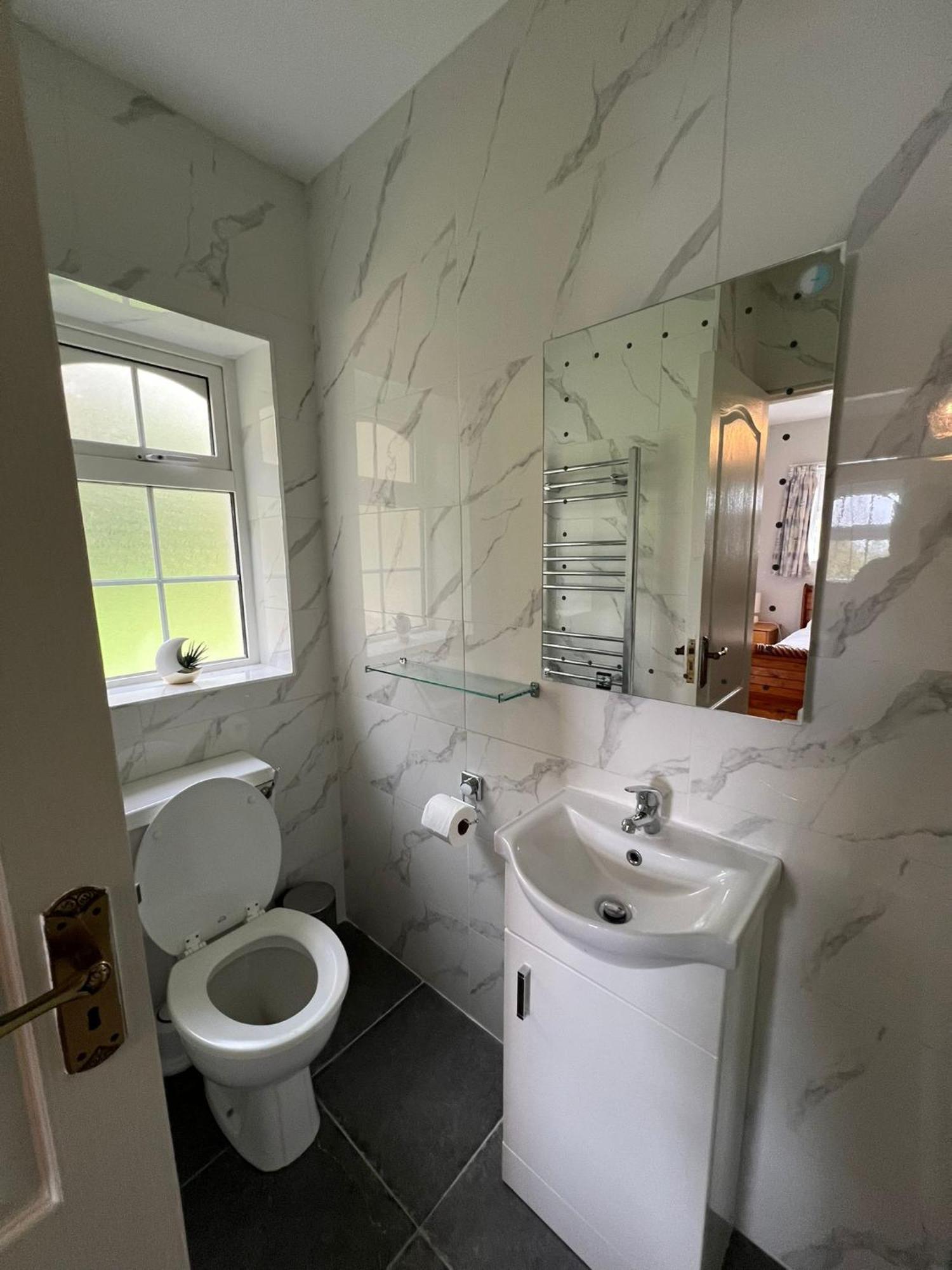 Woodville Lodge Guesthouse Killarney Dış mekan fotoğraf