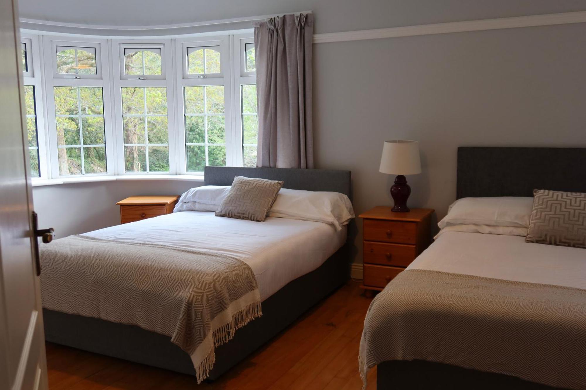 Woodville Lodge Guesthouse Killarney Dış mekan fotoğraf