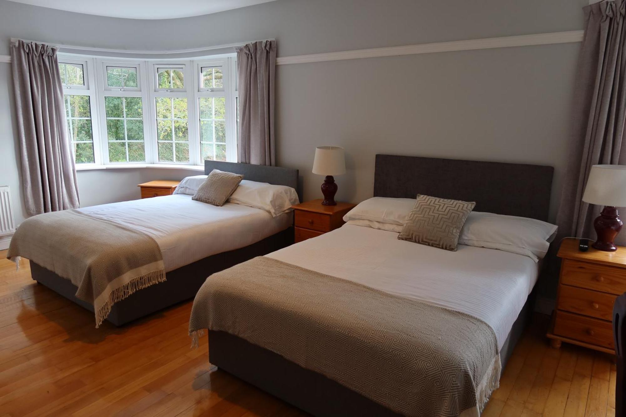 Woodville Lodge Guesthouse Killarney Dış mekan fotoğraf