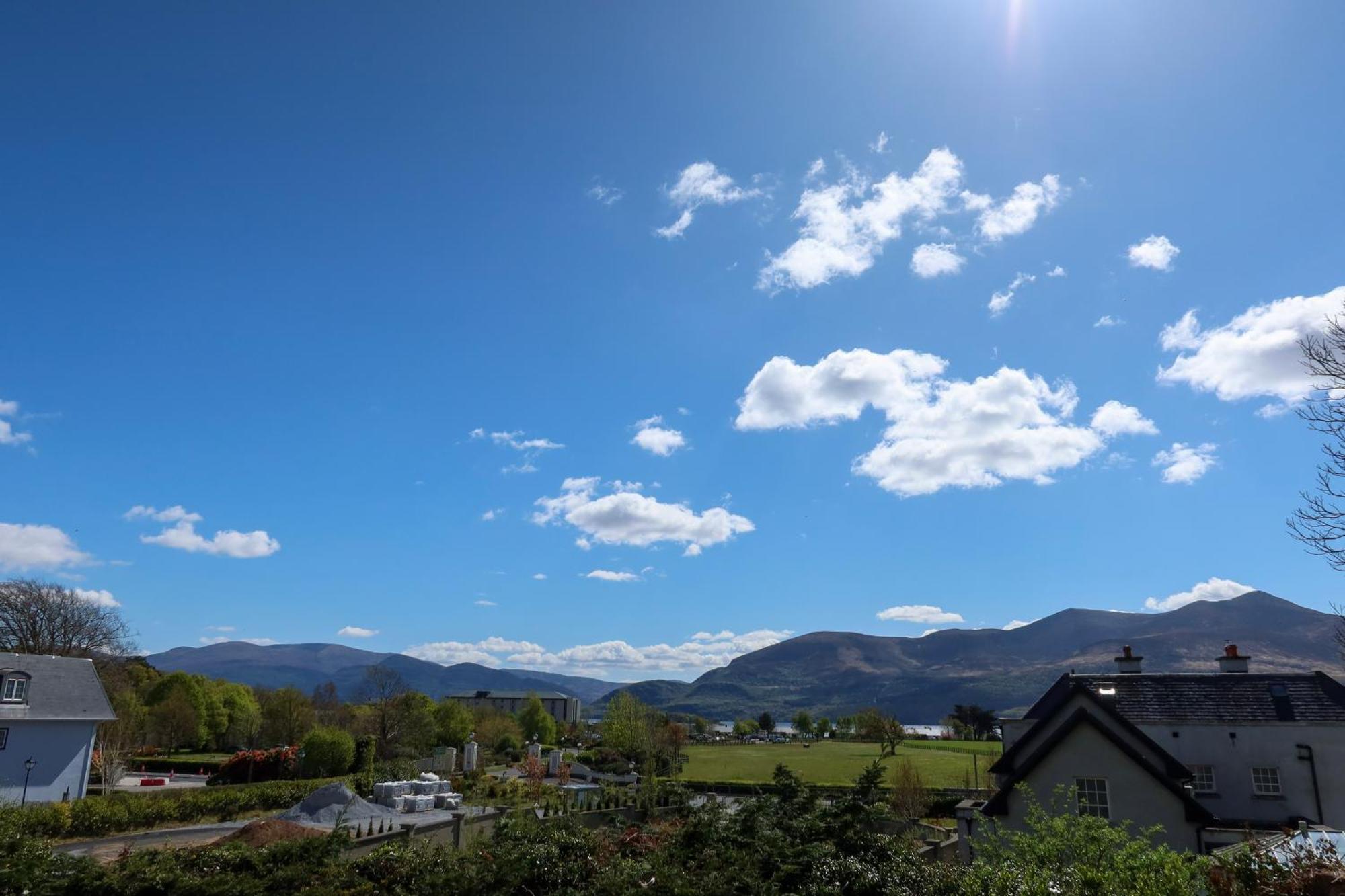 Woodville Lodge Guesthouse Killarney Dış mekan fotoğraf