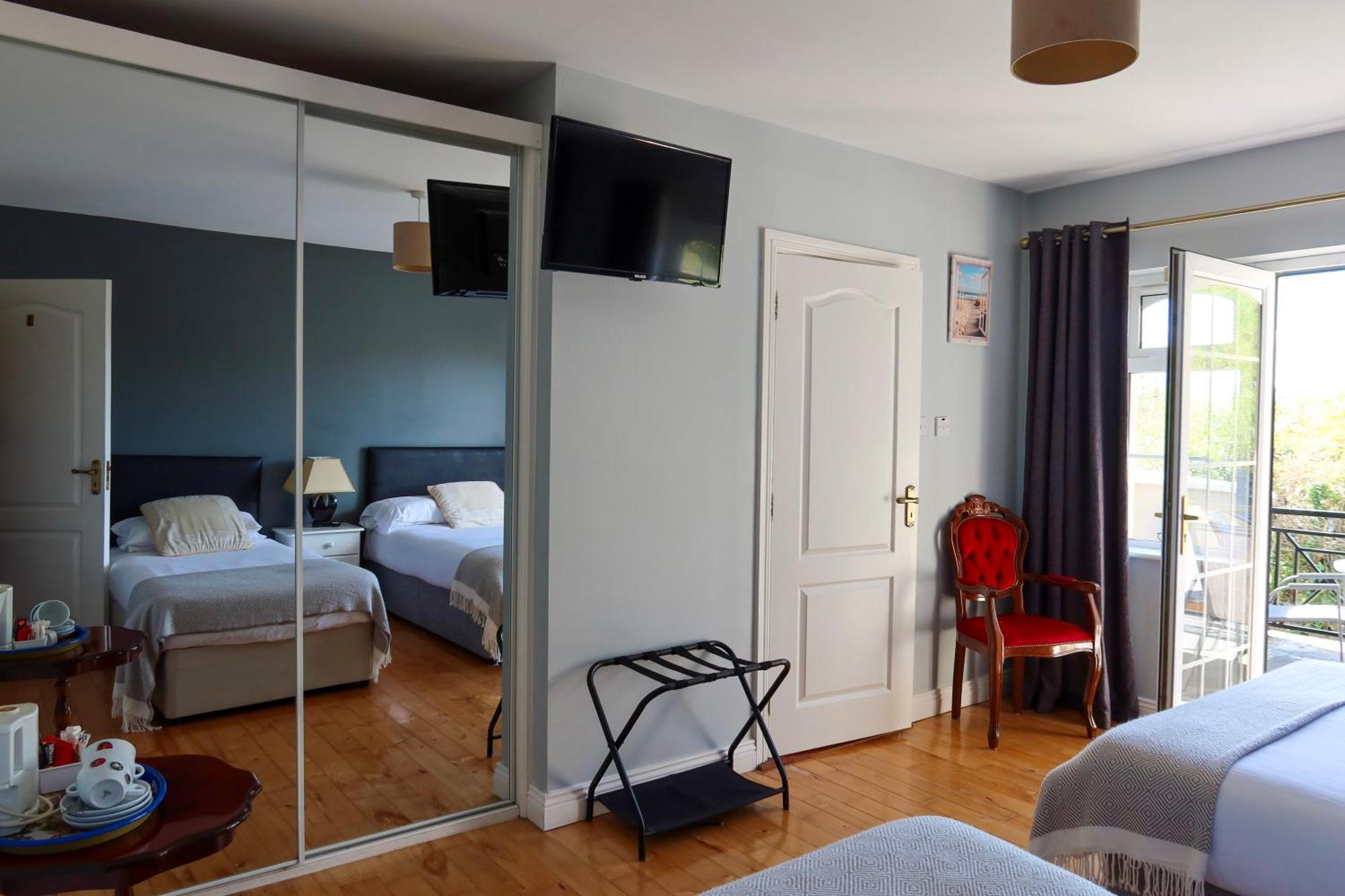 Woodville Lodge Guesthouse Killarney Dış mekan fotoğraf