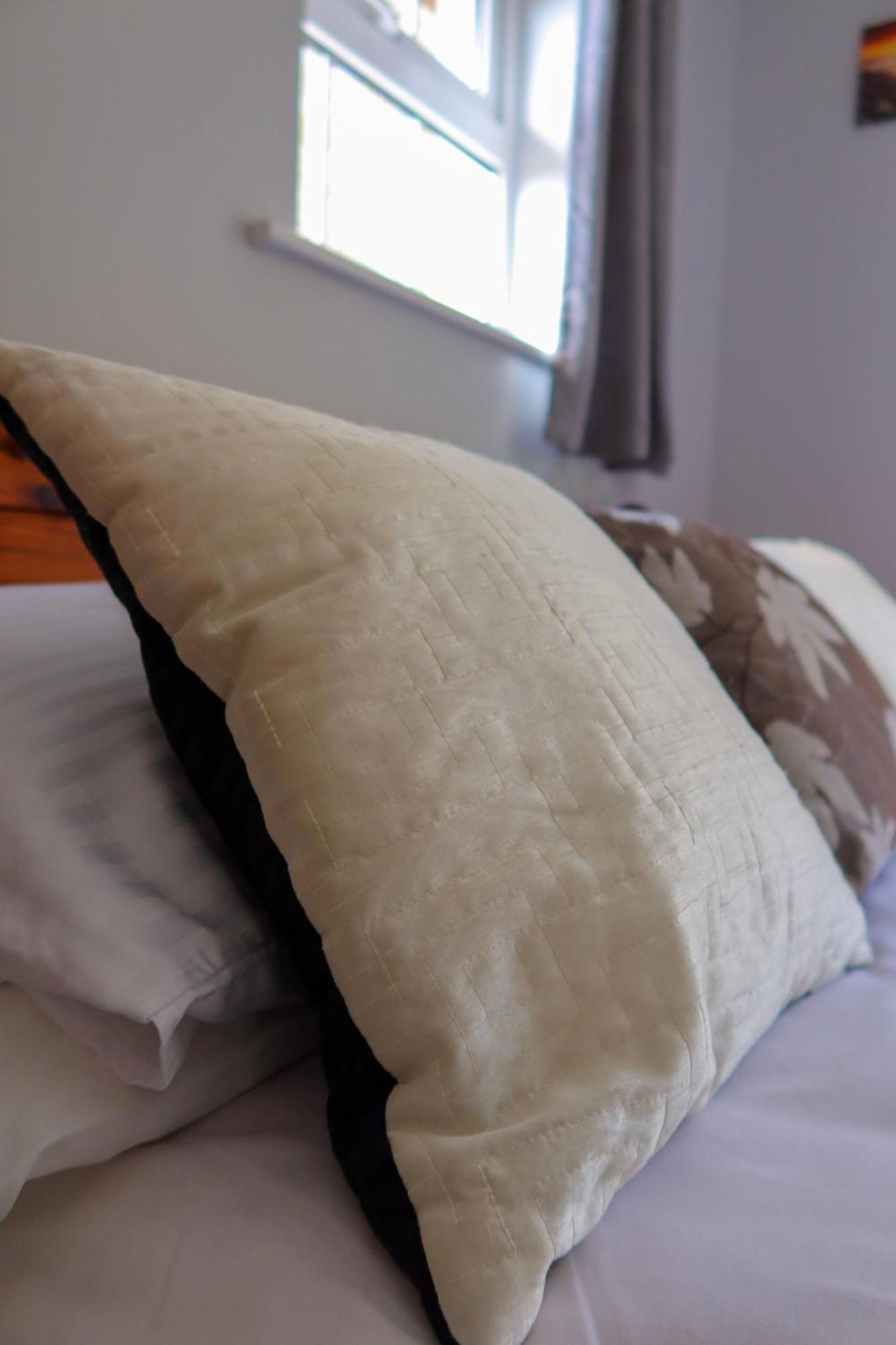 Woodville Lodge Guesthouse Killarney Dış mekan fotoğraf